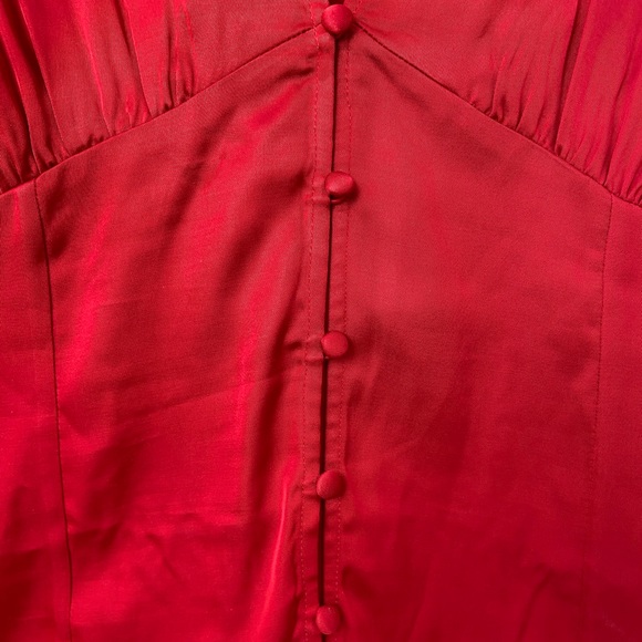 Sunday Best Tatiana Blouse in Crimson Red - Picture 4 of 8